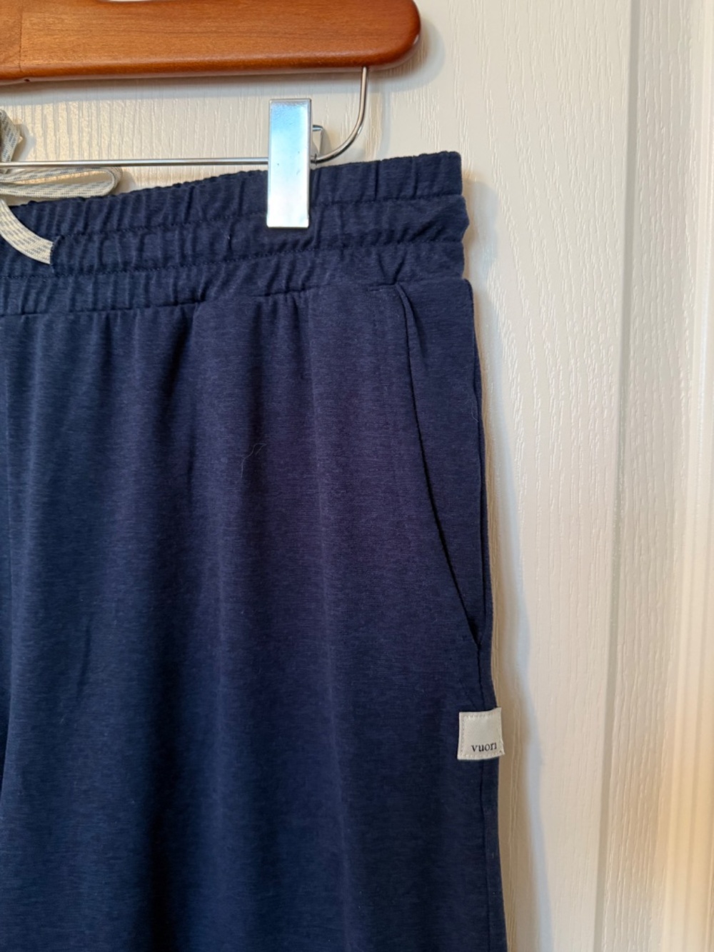 Vuori Halo Essential Wide Leg Pants Blue Coast Heather Navy DreamKnit Medium - Picture 2 of 7
